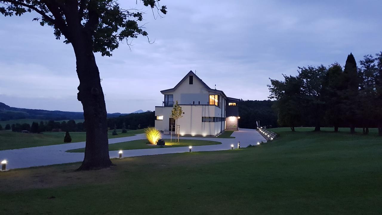 Golf Resort Česká Lípa Nový Bor Exterior foto